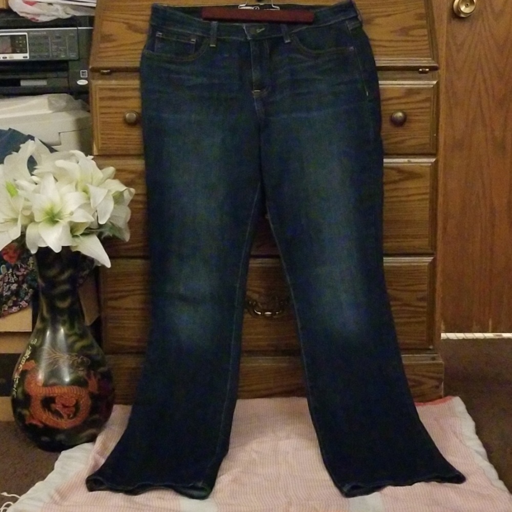 Dark Blue Bootcut jeans by: old navy